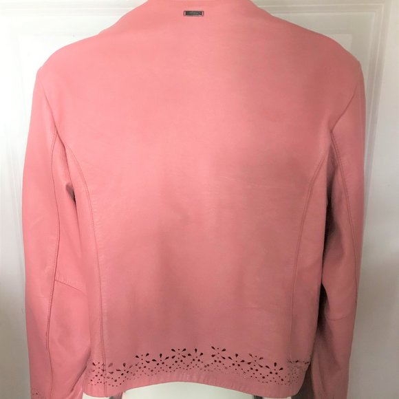 Genuine leather feminine perforated cut-out jacket - Picture 3 of 7